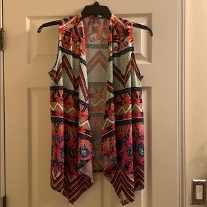 Cover up - shawl- vest - layering piece top